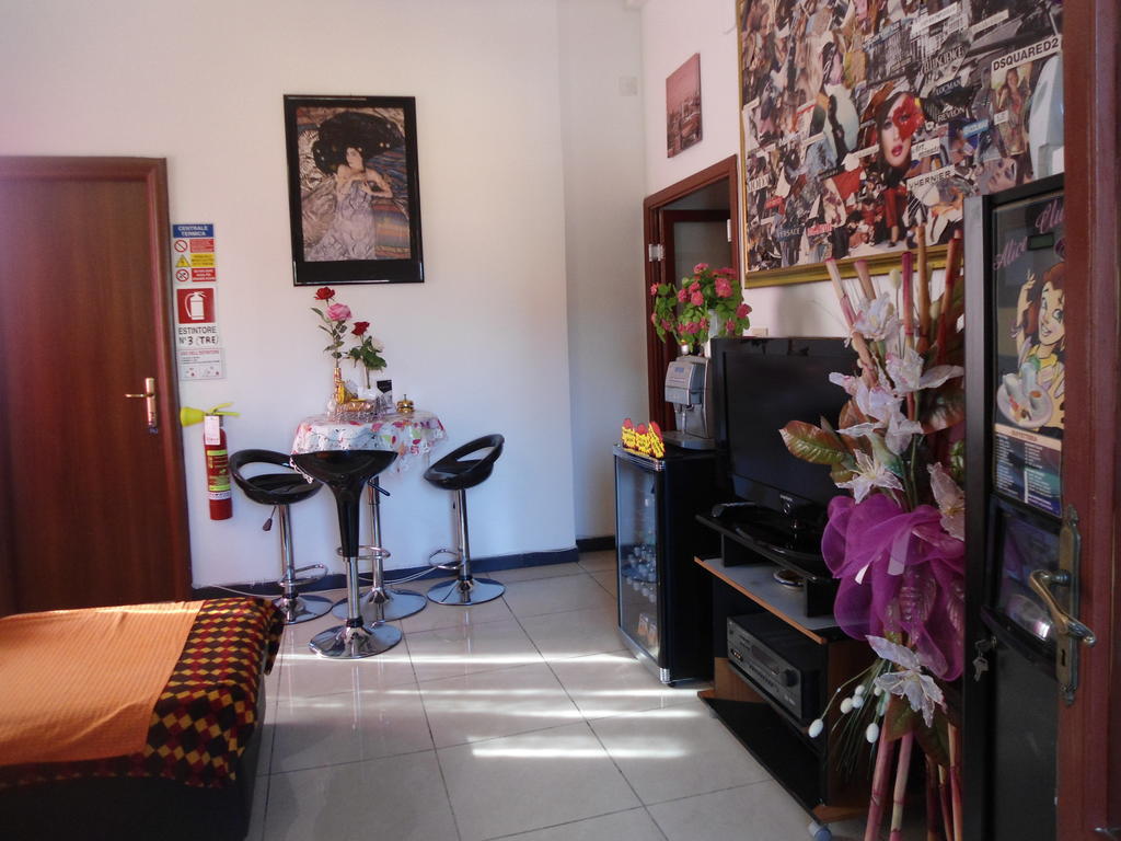 Hotel Houston Livorno - Struttura Esclusivamente Turistica - Not For Business Or Workers Exterior foto