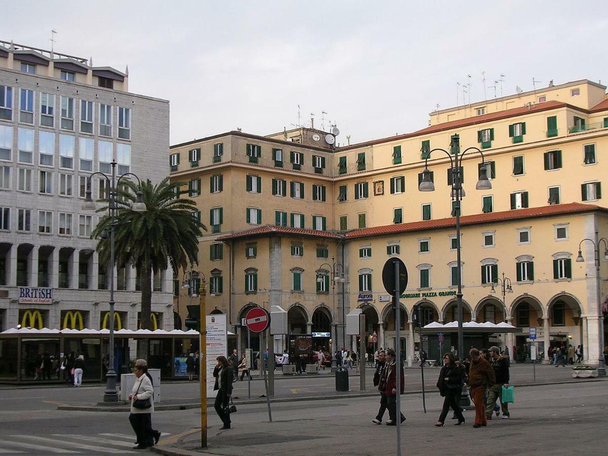 Hotel Houston Livorno - Struttura Esclusivamente Turistica - Not For Business Or Workers Exterior foto
