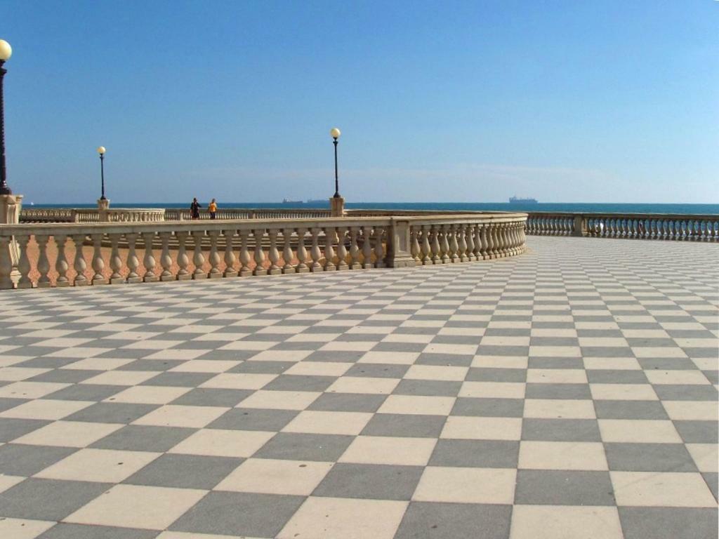 Hotel Houston Livorno - Struttura Esclusivamente Turistica - Not For Business Or Workers Exterior foto
